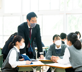 千葉明徳中学校